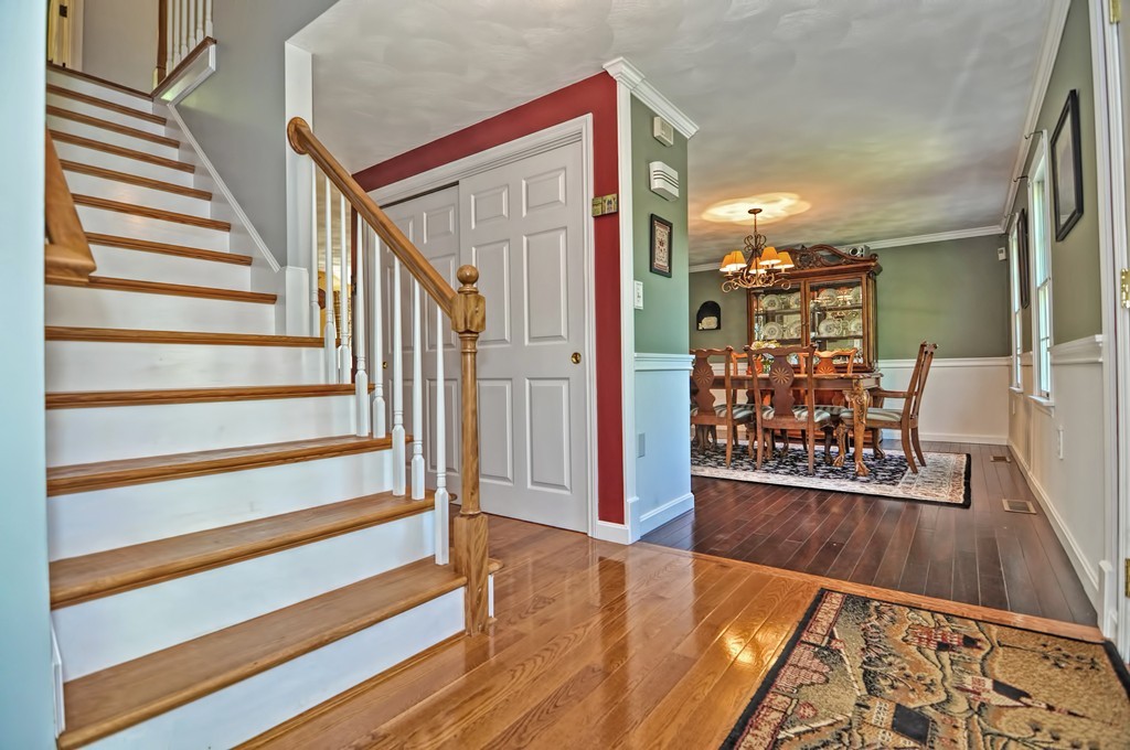 11 Noel Road Andover, MA 01810 - Photo 5 of 30 Gallery Image 5