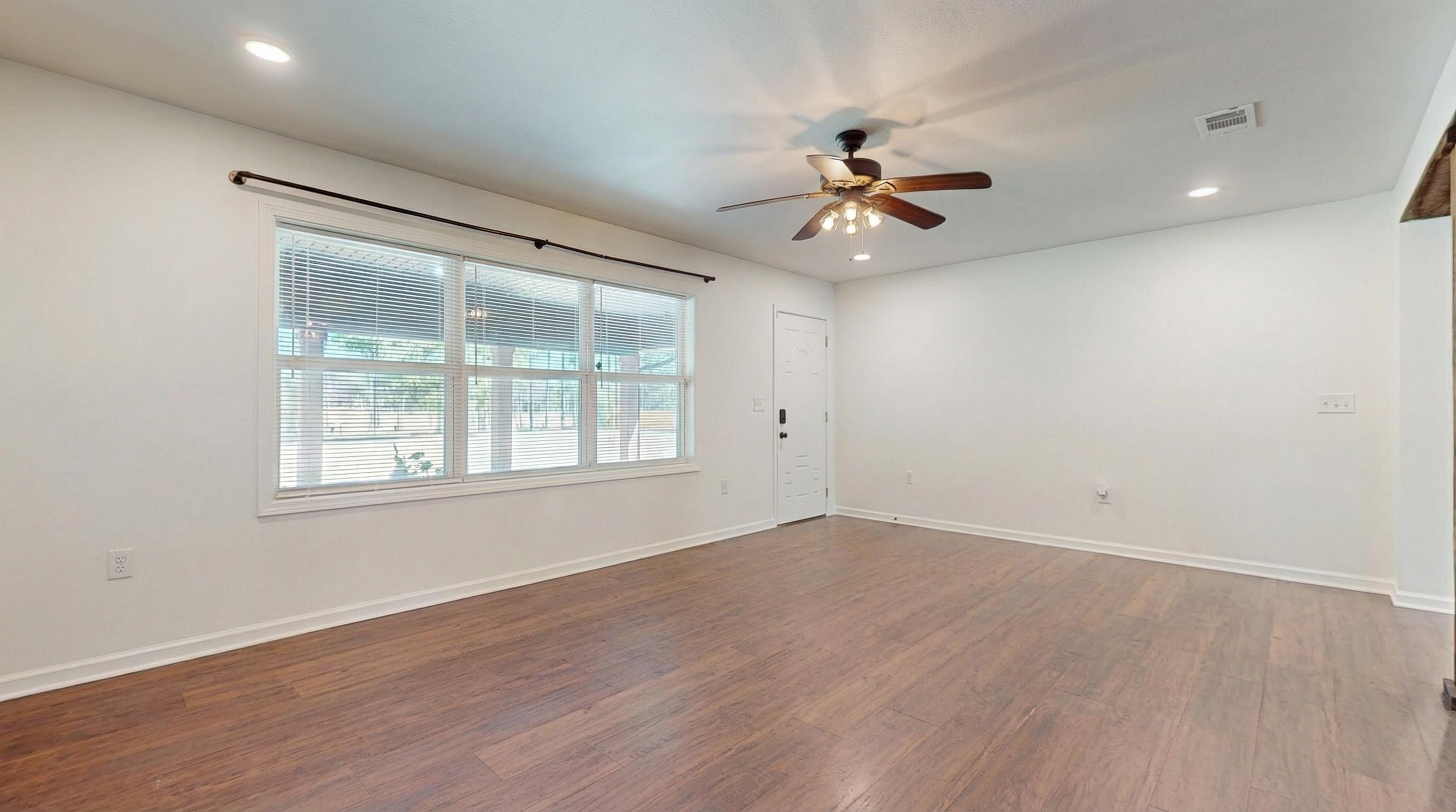 4962 Antioch Road Crestview, FL 32536 - Photo 15 of 48 1a2d5744-cb7b-4efe-b2cf-3acc19dae601