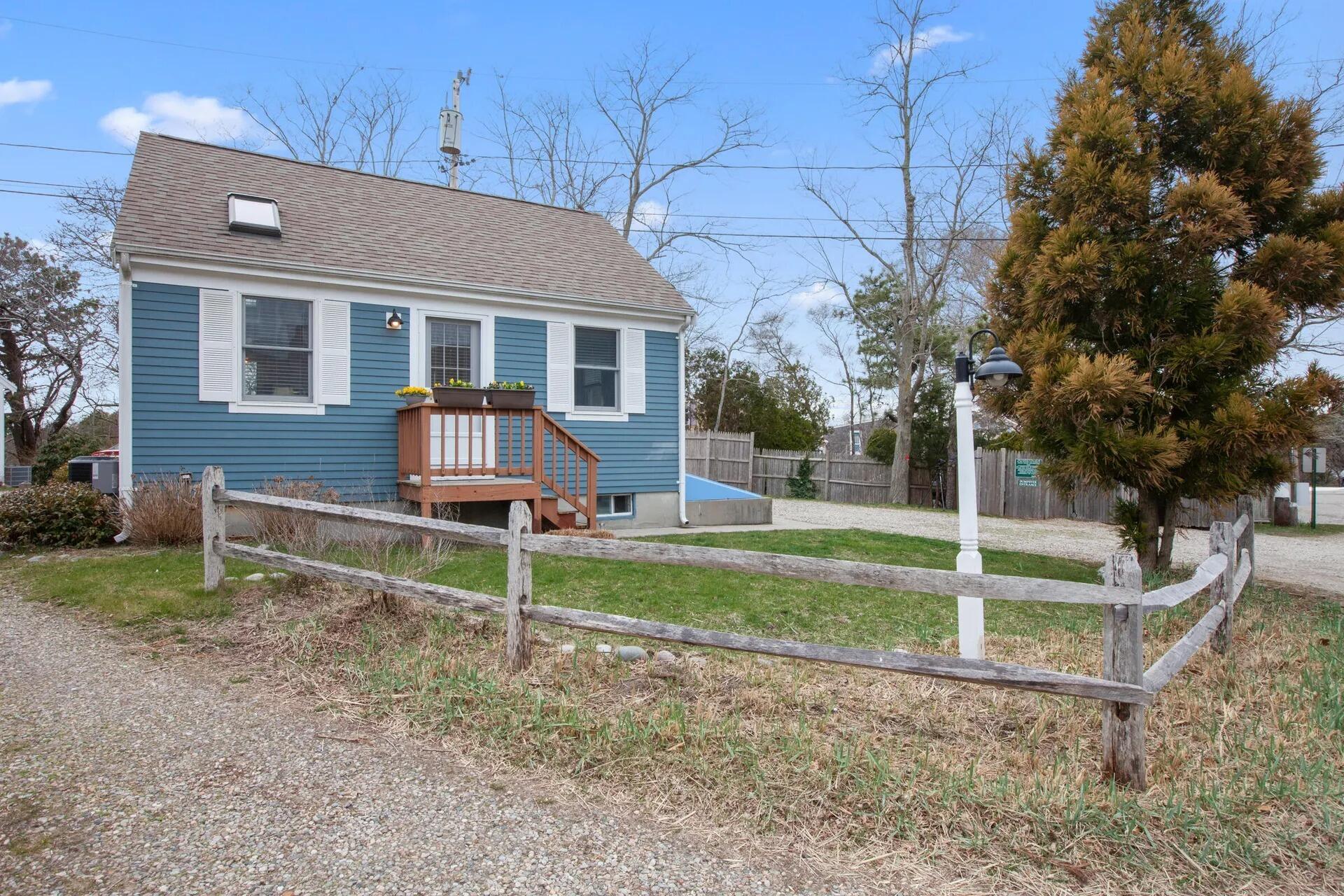 6 Shore Road, Unit 4 Truro, MA 02666 - Photo 3 of 17 20230411111159105324000000-o