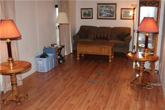 1126 Southport Road Mount Pleasant, TN 38474 - Photo 4 of 5 Gallery Image 4