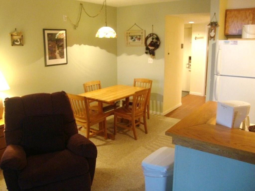 259 Old Mill Road, Unit D 11 Killington, VT 05751 - Photo 8 of 11 Gallery Image 8