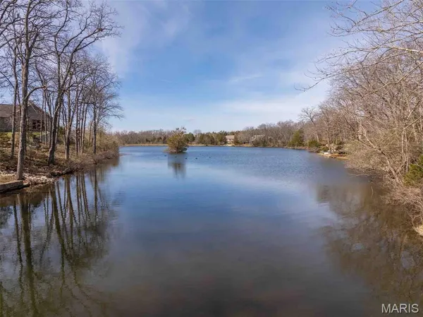 $349,900 | 1108 Lake Charrette Drive, Innsbrook, MO 63390