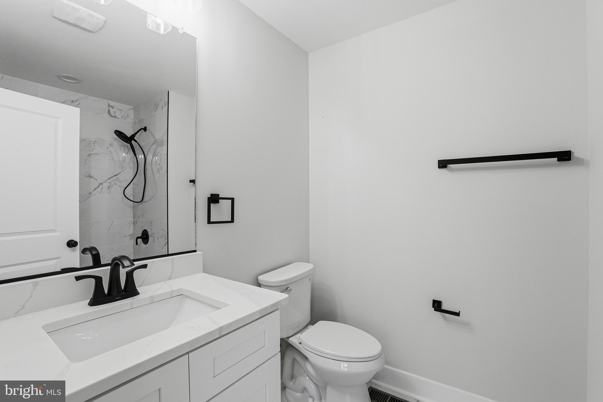 826 South Glebe Road Montross, VA 22520 - Photo 25 of 37 Gallery Image 25
