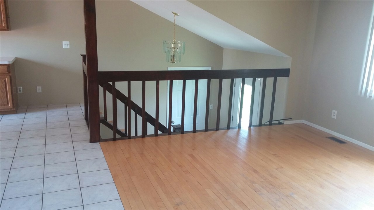 770 South Boulevard Rochester, MI 48307 - Photo 5 of 19 31241401-4.JPG