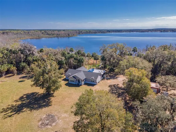 $850,000 | 17482 Southeast 34th Lane, Ocklawaha, FL 32179