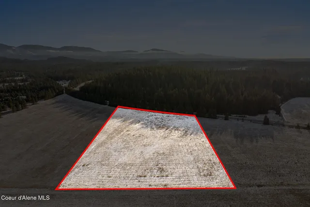 $325,000 | 340 Bayview Road, Athol, ID 83801