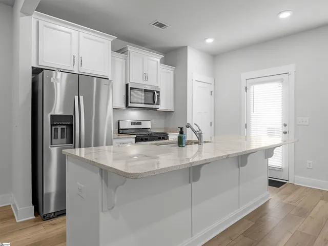 $250,000 | 1550 Rivermeade Drive, Moore, SC 29369