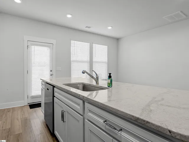 $250,000 | 1550 Rivermeade Drive, Moore, SC 29369