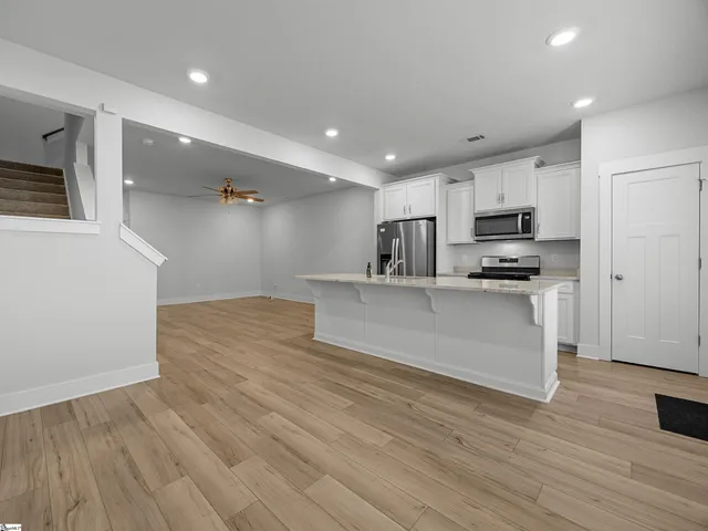 $250,000 | 1550 Rivermeade Drive, Moore, SC 29369