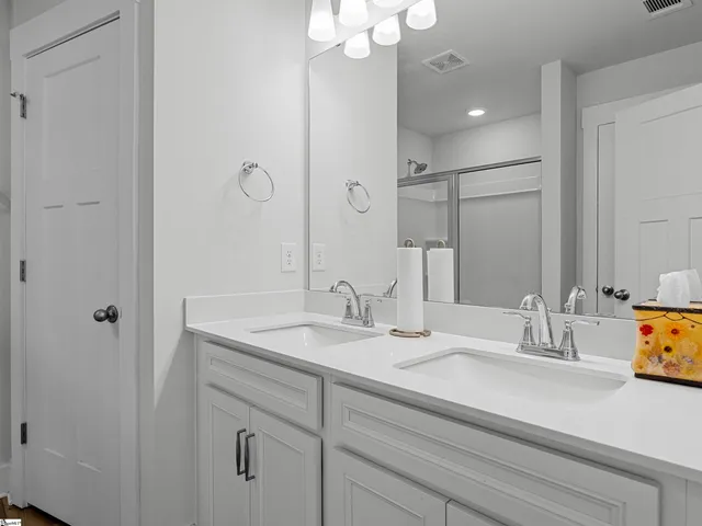 $250,000 | 1550 Rivermeade Drive, Moore, SC 29369