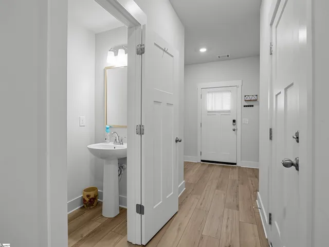 $250,000 | 1550 Rivermeade Drive, Moore, SC 29369