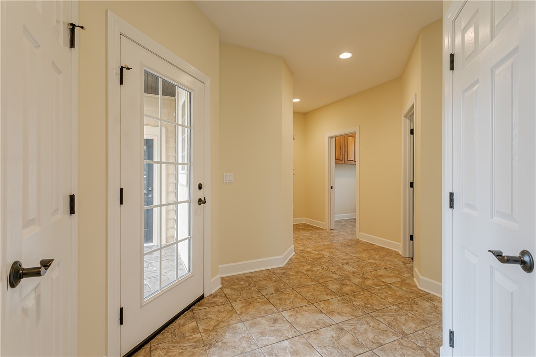 52 Hyacinth Lane Perinton, NY 14450 - Photo 19 of 33