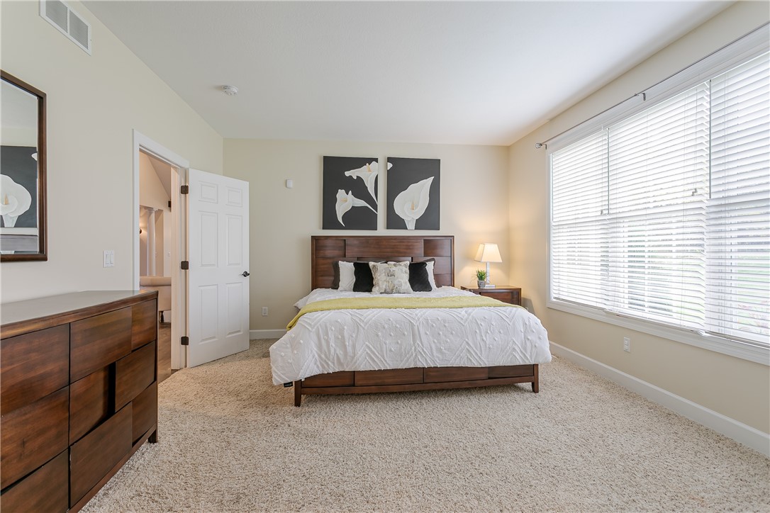 52 Hyacinth Lane Perinton, NY 14450 - Photo 21 of 33