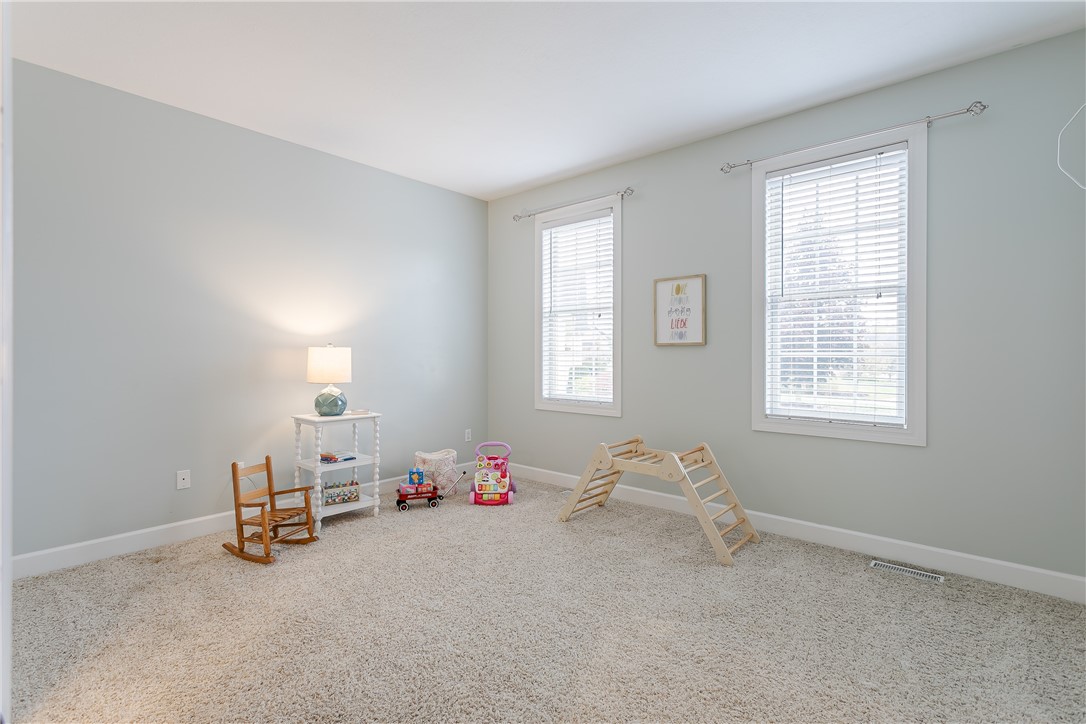 52 Hyacinth Lane Perinton, NY 14450 - Photo 26 of 33