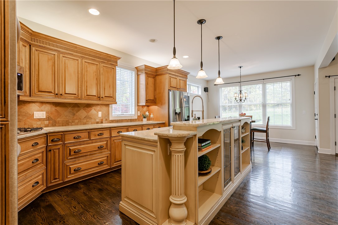 52 Hyacinth Lane Perinton, NY 14450 - Photo 10 of 33