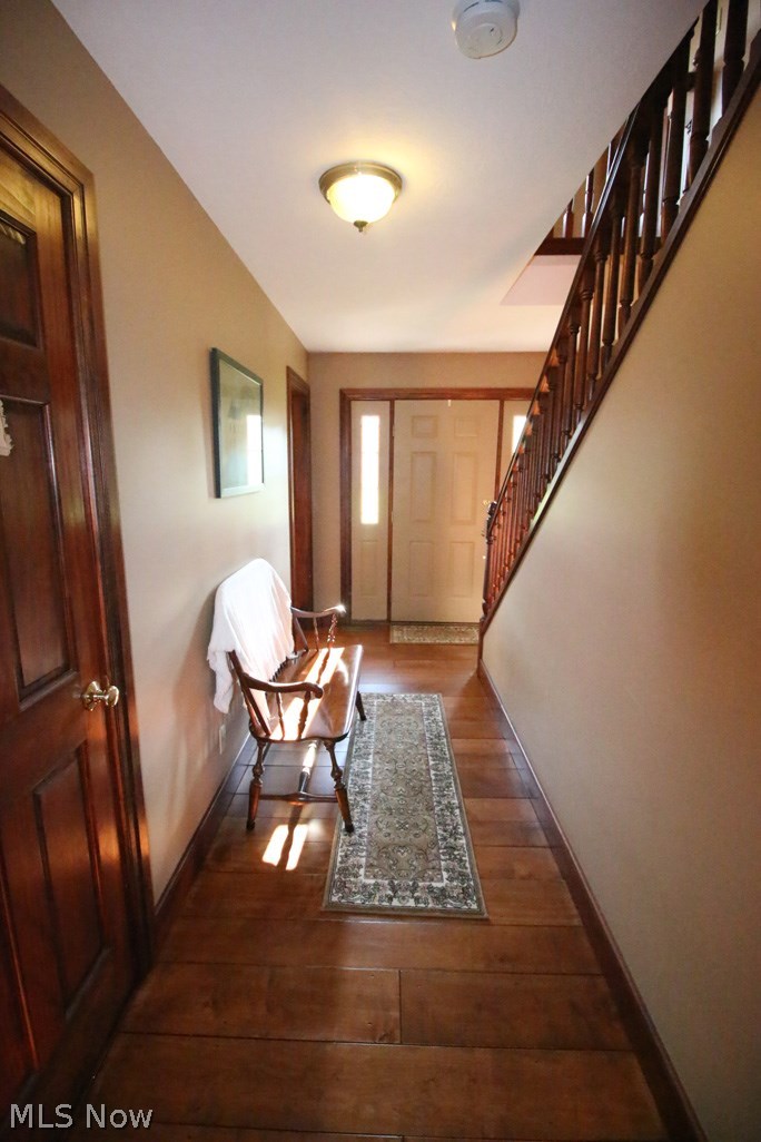 8095 Sumner Road Thompson, OH 44086 - Photo 3 of 35