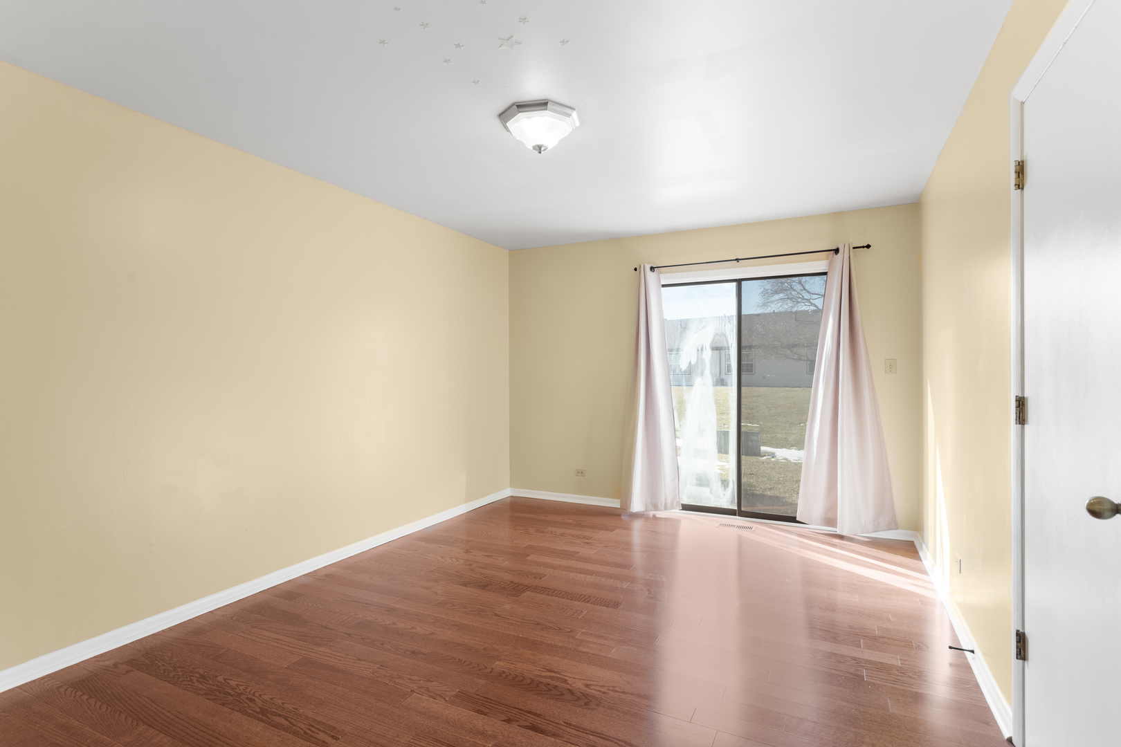 217 Juniper Circle Streamwood, IL 60107 - Photo 13 of 20