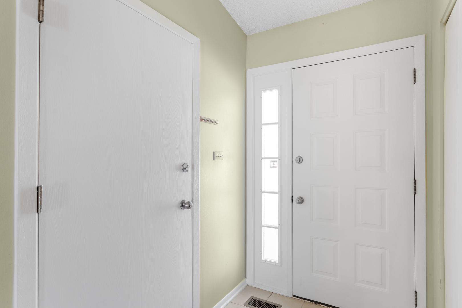 217 Juniper Circle Streamwood, IL 60107 - Photo 19 of 20