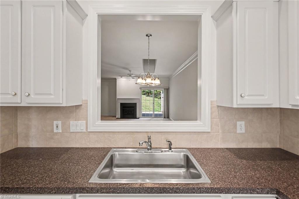 4261 Lumsden Lane High Point, NC 27265 - Photo 14 of 28