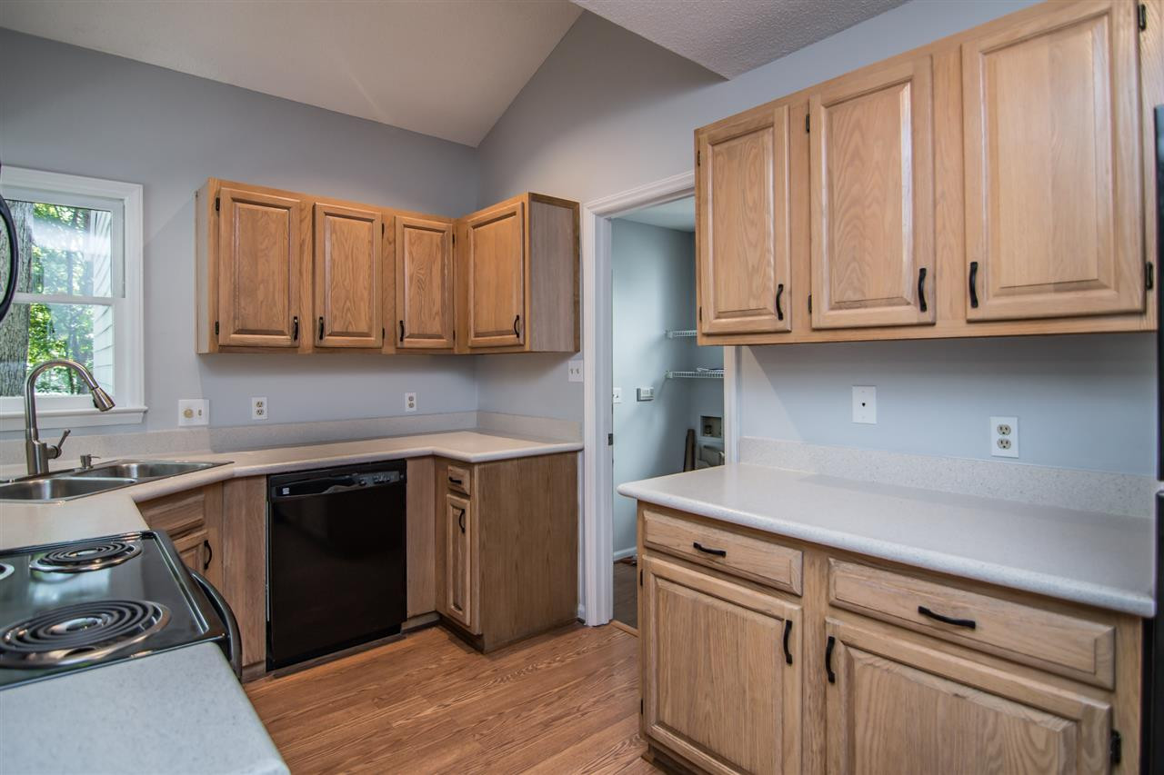 4913 Liverpool Lane Raleigh, NC 27604 - Photo 10 of 25 Kitchen