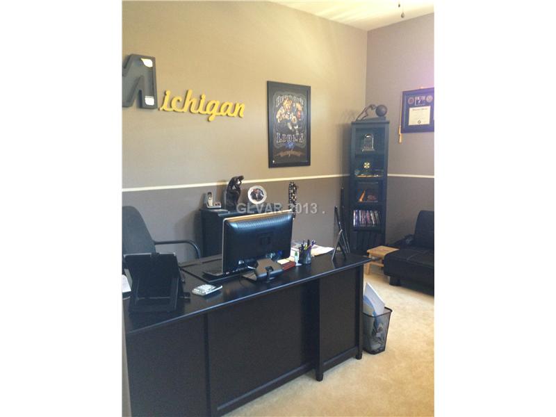 164 Maggie Mei Road Las Vegas, NV 89183 - Photo 13 of 16 Executive Office/Suite. Office with exterior access