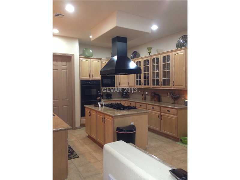 164 Maggie Mei Road Las Vegas, NV 89183 - Photo 3 of 16 Kitchen.
