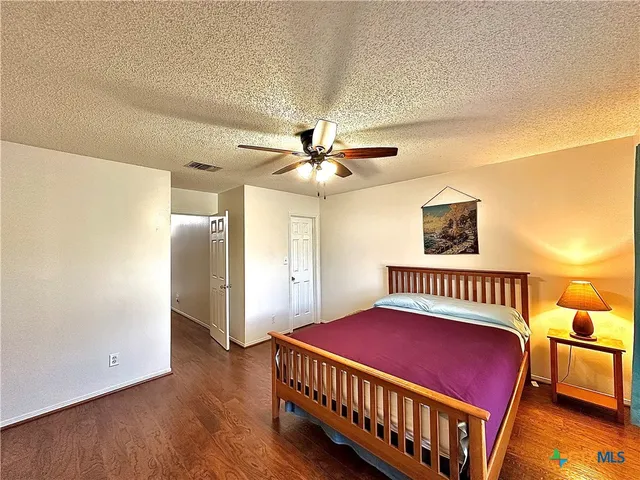 $369,000 | 209 Westbrook Drive, Victoria, TX 77904