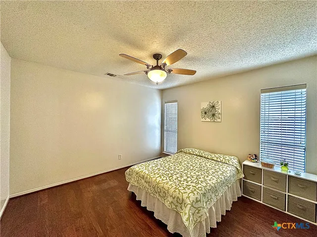 $369,000 | 209 Westbrook Drive, Victoria, TX 77904