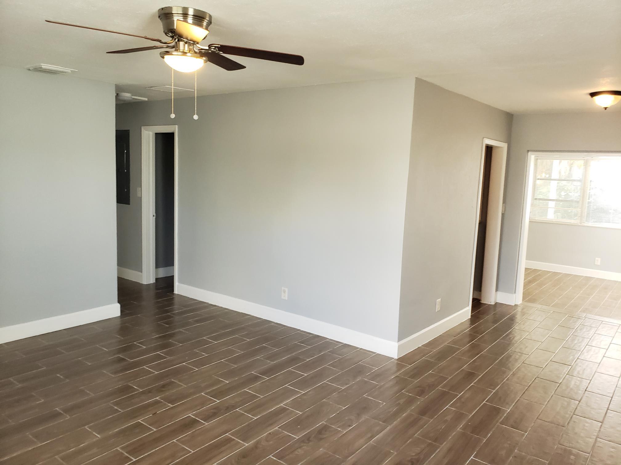1201 West 34th Street Riviera Beach, FL 33404 - Photo 4 of 19 20211219_102318