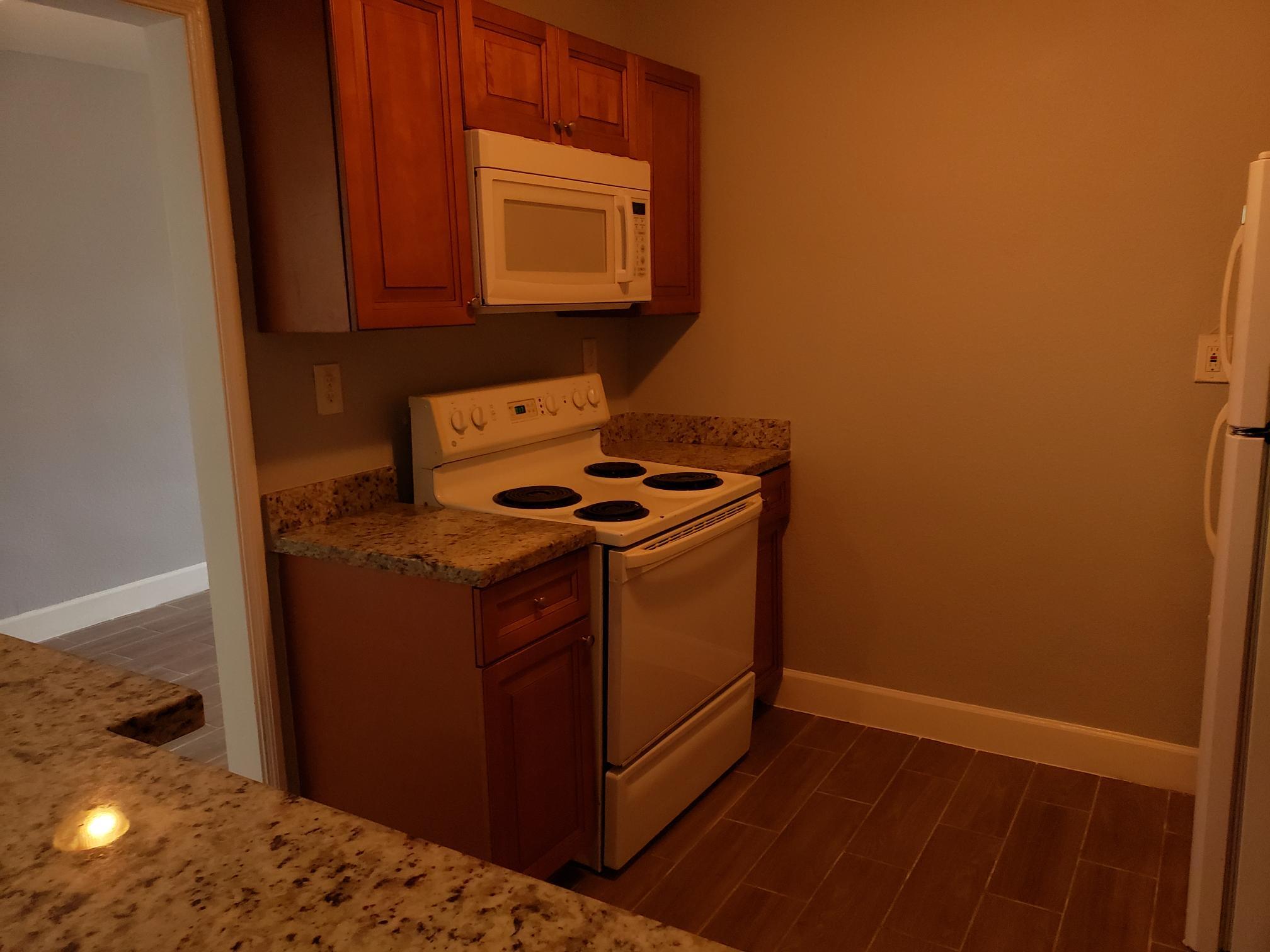 1201 West 34th Street Riviera Beach, FL 33404 - Photo 7 of 19 20211219_102355