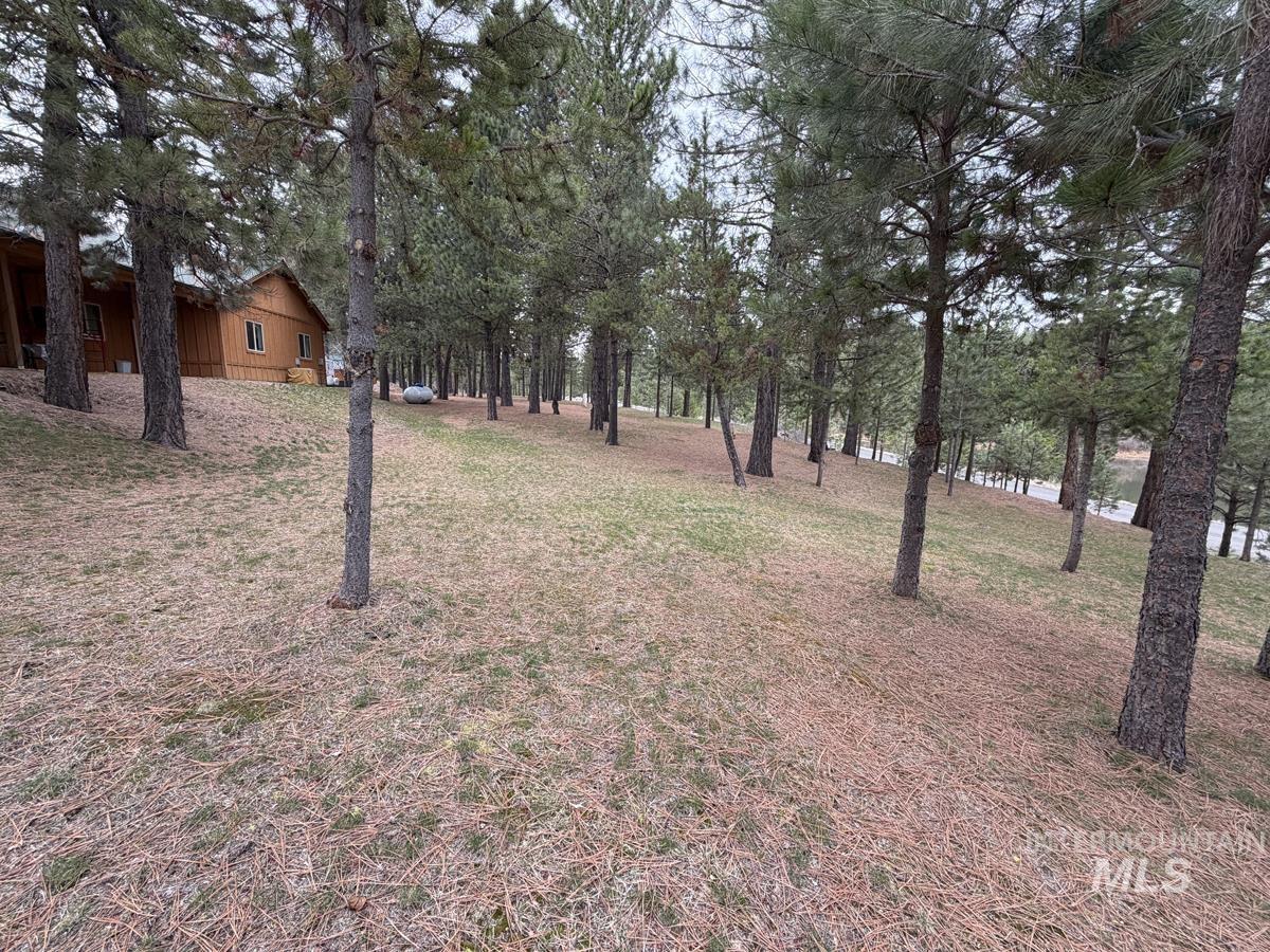 7 Carey Way Cascade, ID 83611 - Photo 25 of 33