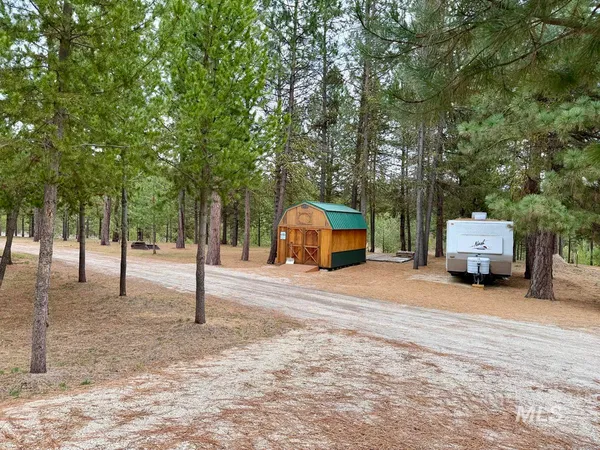 $764,900 | 7 Carey Way, Cascade, ID 83611