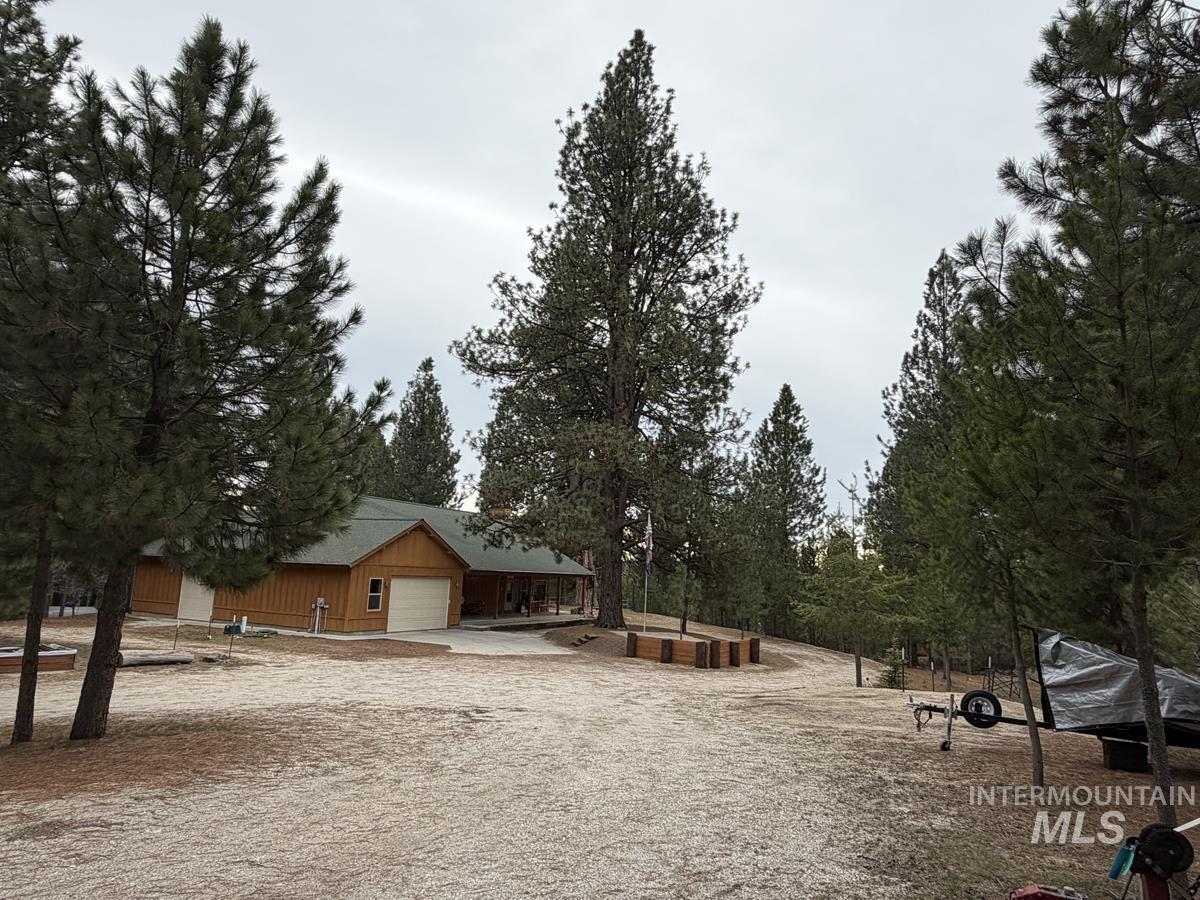 7 Carey Way Cascade, ID 83611 - Photo 29 of 33