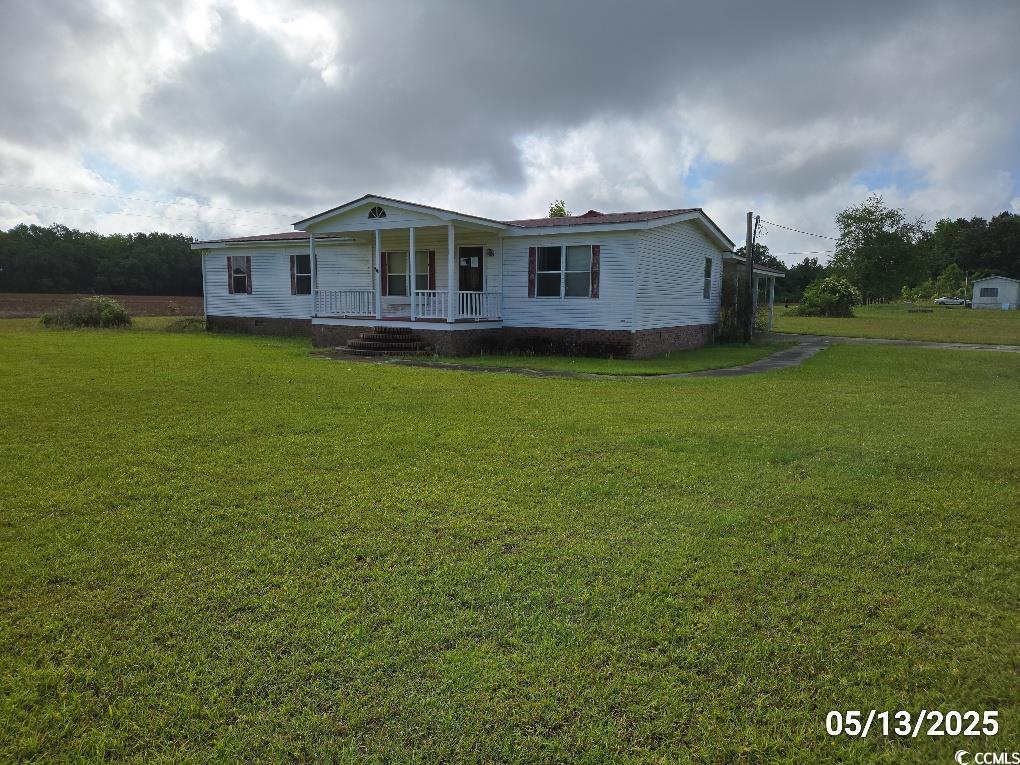 11 Lilac Lane Nesmith, SC 29580 - Photo 7 of 34 Manufactured / mobile home with covered porch and
