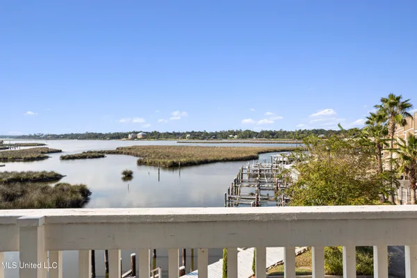 $588,000 | 717 Bienville Boulevard, Unit B5, Ocean Springs, MS 39564