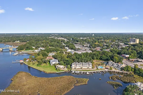 $588,000 | 717 Bienville Boulevard, Unit B5, Ocean Springs, MS 39564