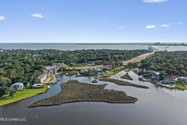 $588,000 | 717 Bienville Boulevard, Unit B5, Ocean Springs, MS 39564