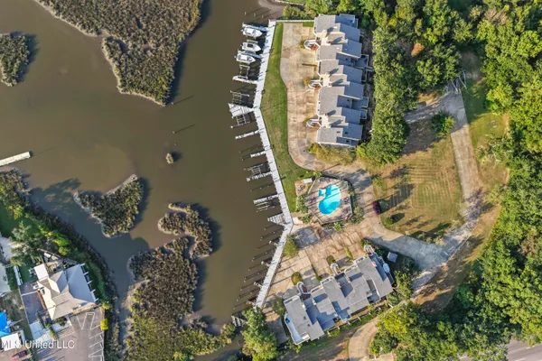 $588,000 | 717 Bienville Boulevard, Unit B5, Ocean Springs, MS 39564