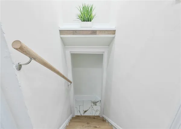 a bathroom with a toilet