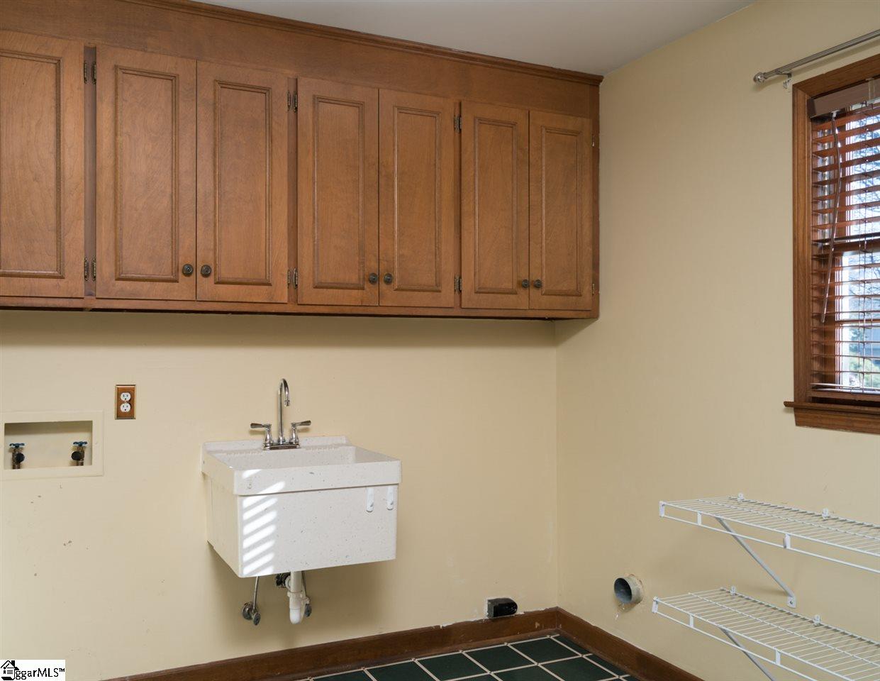 104 Fishbrook Way Simpsonville, SC 29681 - Photo 14 of 35 Gallery Image 14