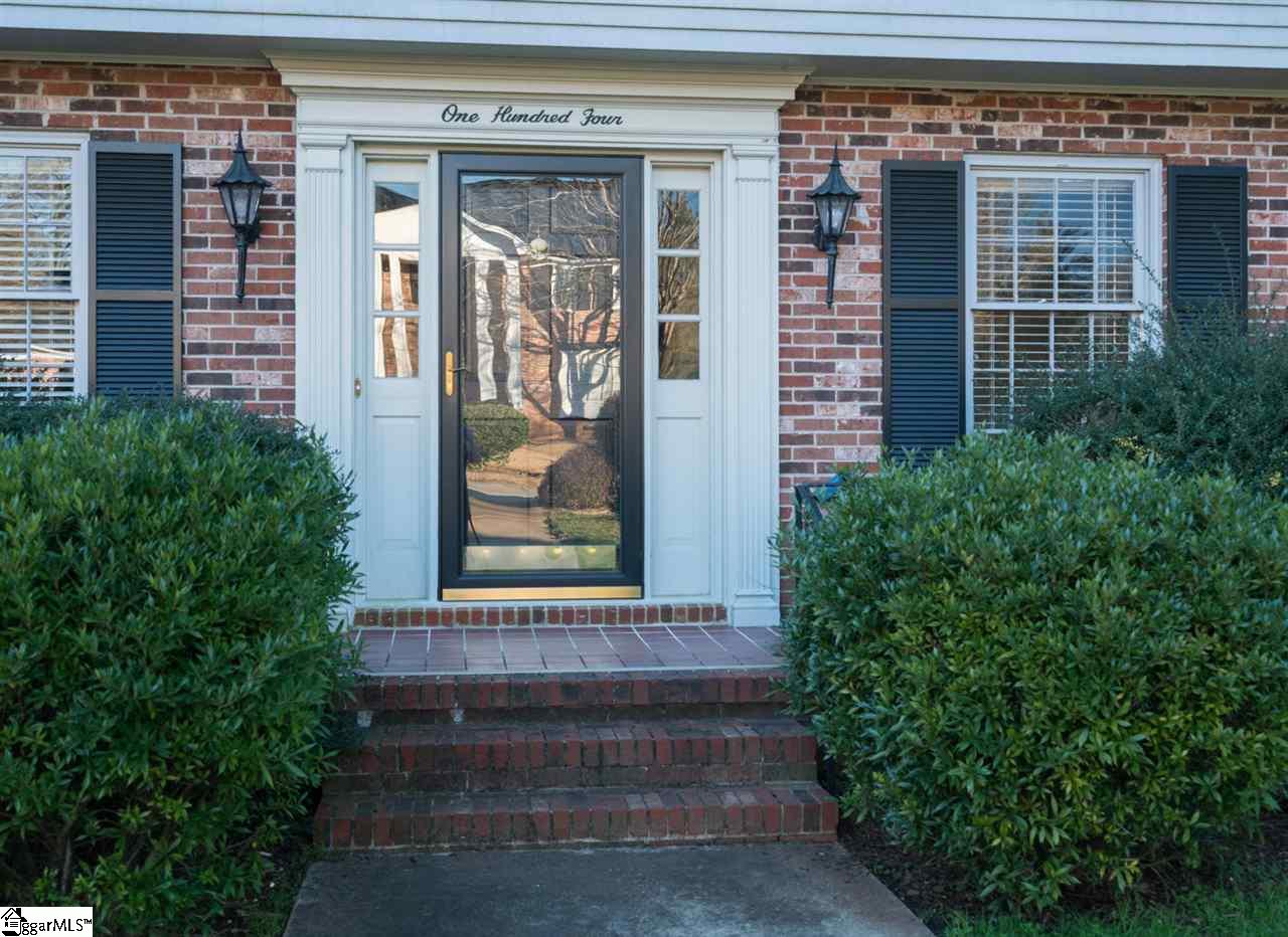 104 Fishbrook Way Simpsonville, SC 29681 - Photo 5 of 35 Gallery Image 5