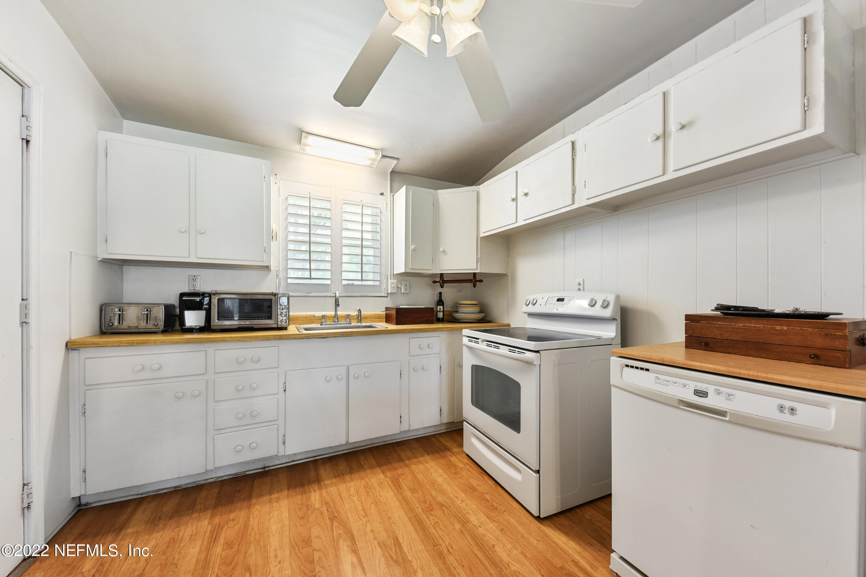 590 Bay Ridge Road Jacksonville, FL 32216 - Photo 14 of 23 254034_014_original_print