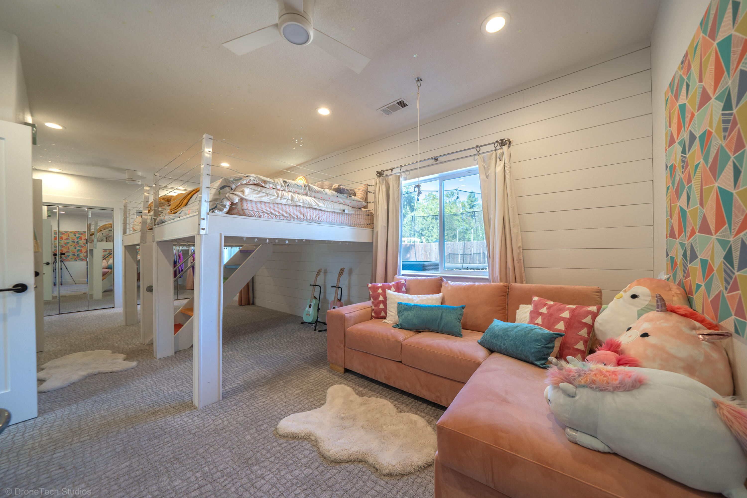 11429 Hawley Road Redding, CA 96003 - Photo 16 of 45 11429 Hawley Rd-24