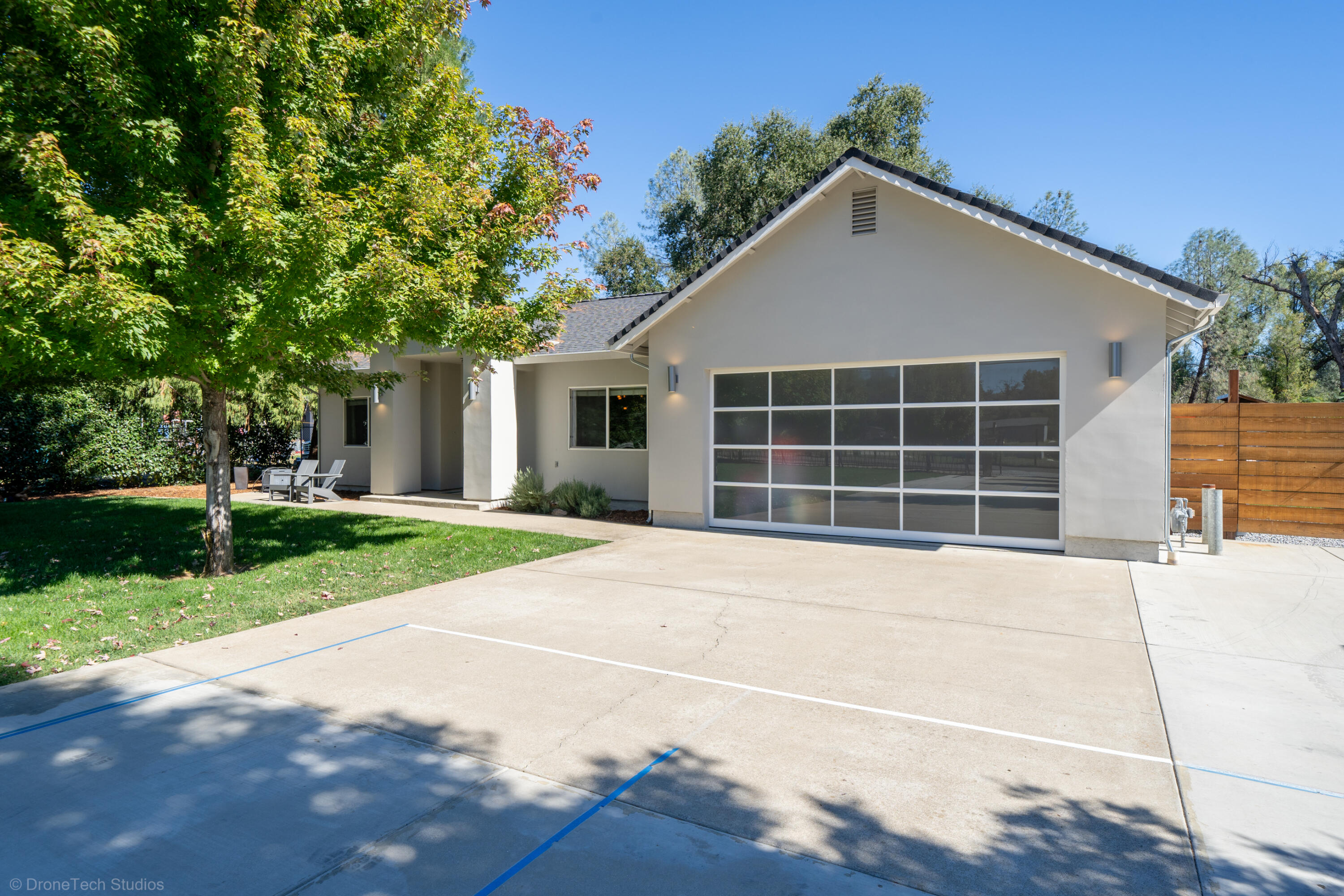 11429 Hawley Road Redding, CA 96003 - Photo 3 of 45 11429 Hawley Rd-7