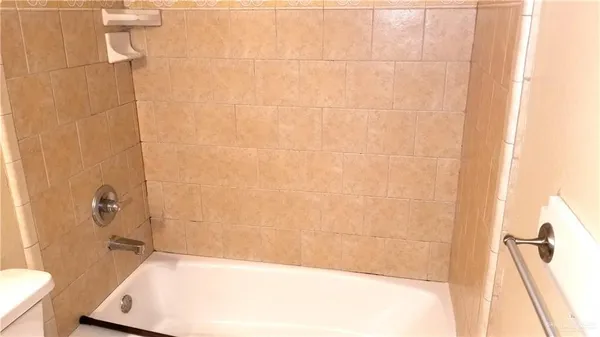$950 | 5887 Mile 11 North, Mercedes, TX 78570