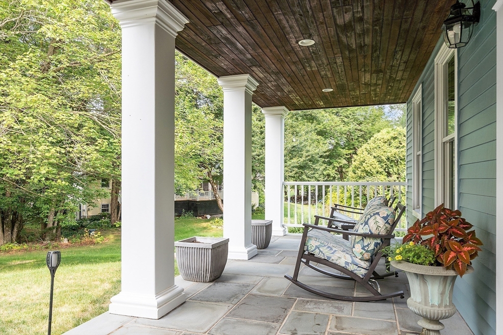 3 Robert Road Acton, MA 01720 - Photo 4 of 41 Gallery Image 4