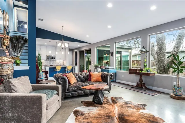 $750,000 | 4404 Clarkson Avenue, Austin, TX 78751