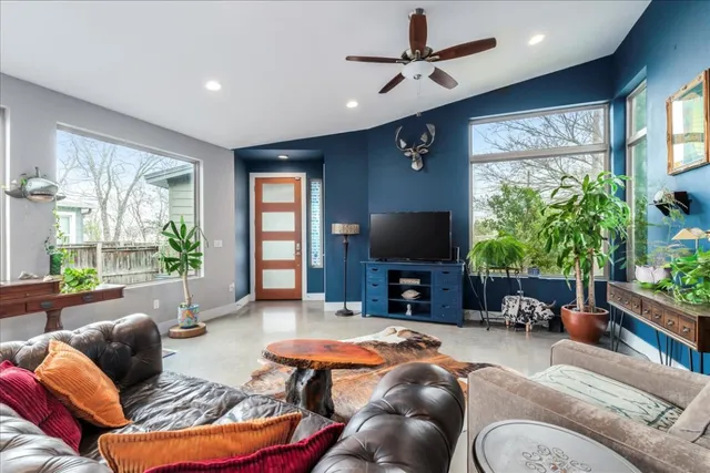 $750,000 | 4404 Clarkson Avenue, Austin, TX 78751