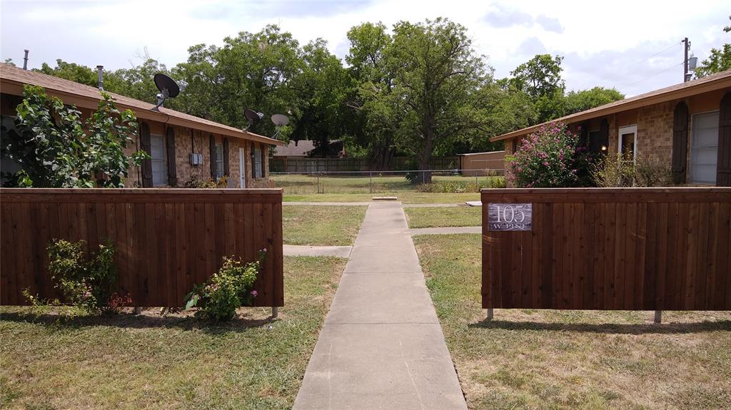 105 West Pine Street Whitewright, TX 75491 - Photo 12 of 20