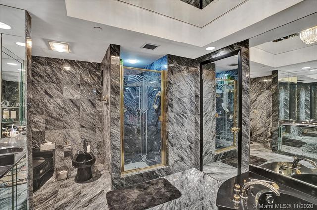 $491,000 | 20281 East Country Club Drive, Unit 1007, Aventura, FL 33180